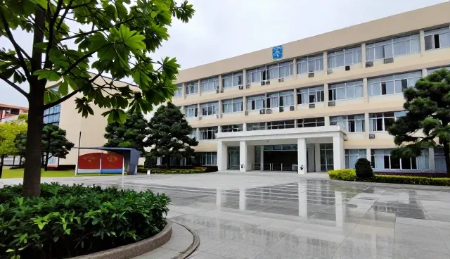 跨行业定制报告如何成为本地客户拓展的关键
